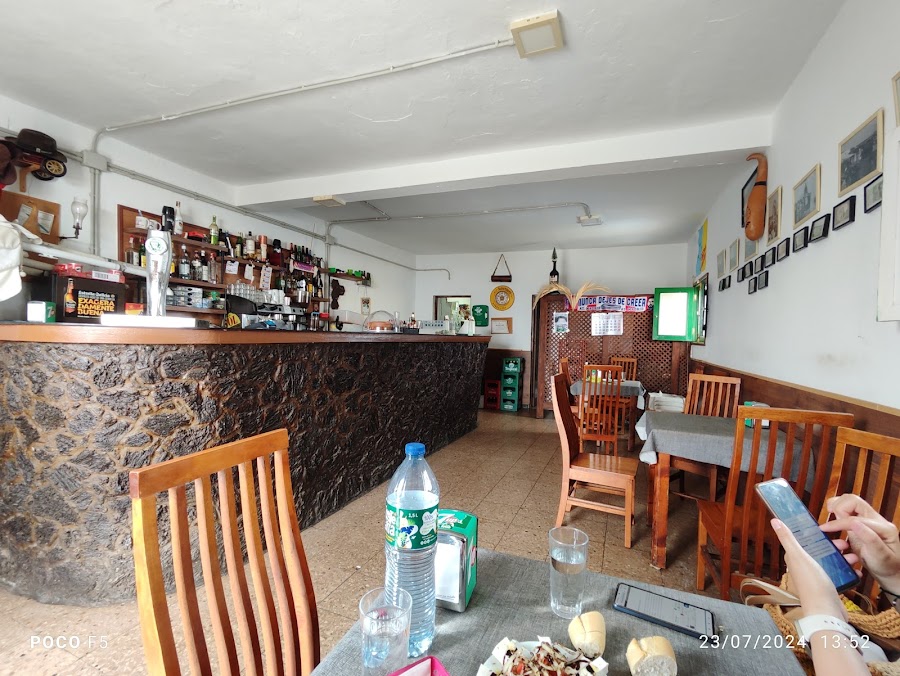 Bar Cafeteria "El Volcan"