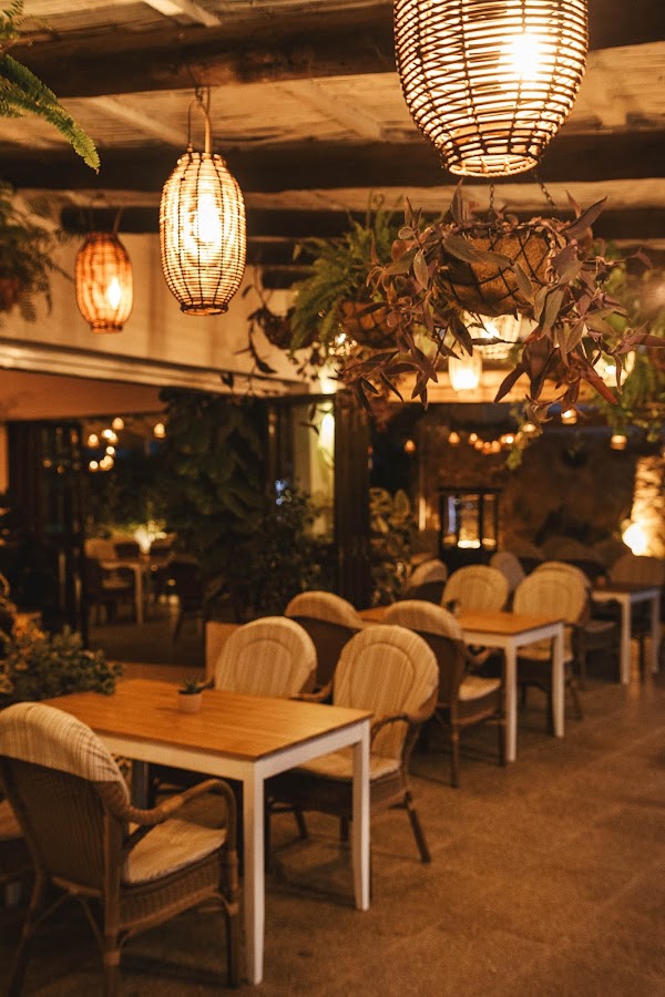 Botanic Restobar