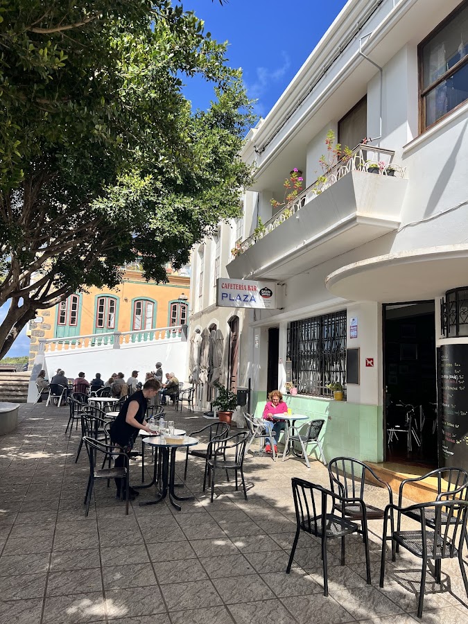Cafetería Bar La Plaza