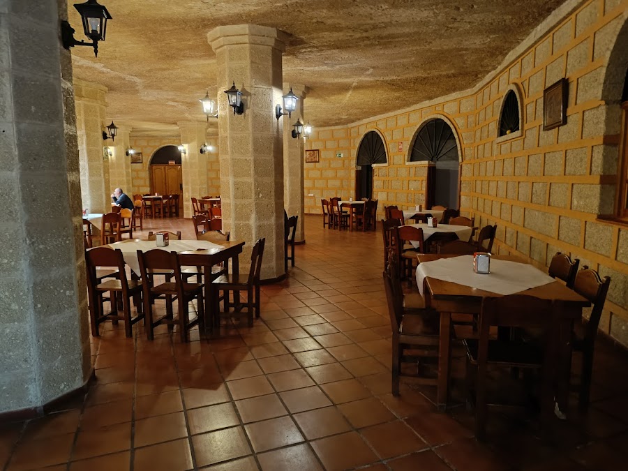 Cueva Paco El Campesino