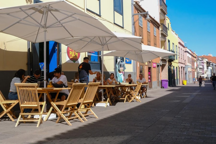 El Chapulín Cantina Mexicana