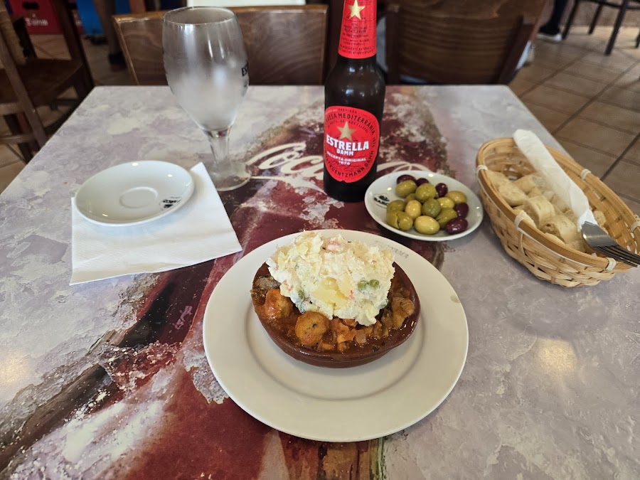 ES CAÇADORS