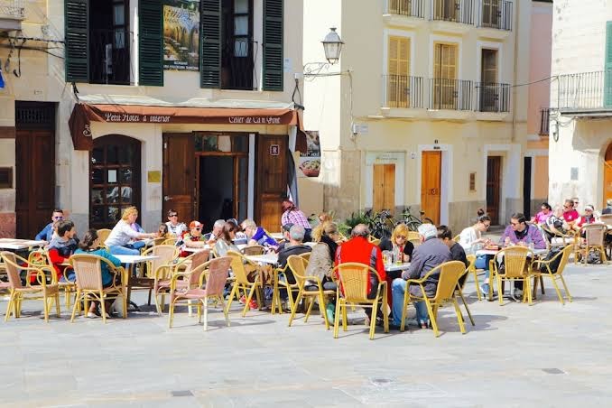 Hotel i Celler Can Font - Restaurante y hotel en Sineu - Mallorca