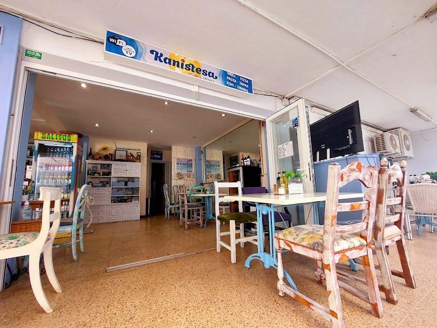 Kanistesa Bar Cafe Restaurante