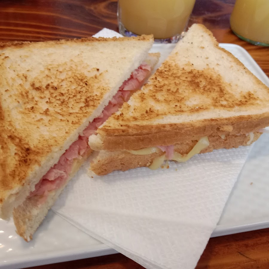 La Piti Zumeria - Cafeteria