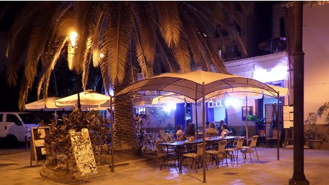 La Placita Food and Coffee