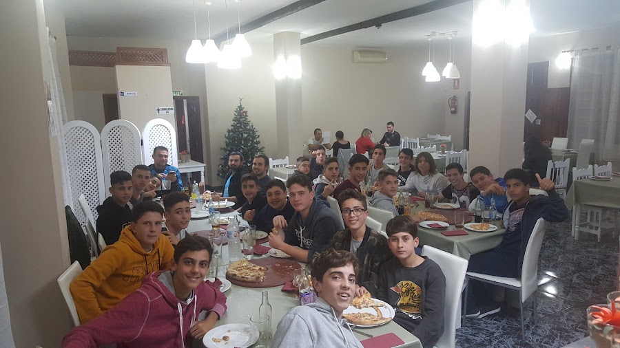 Pizzería Family