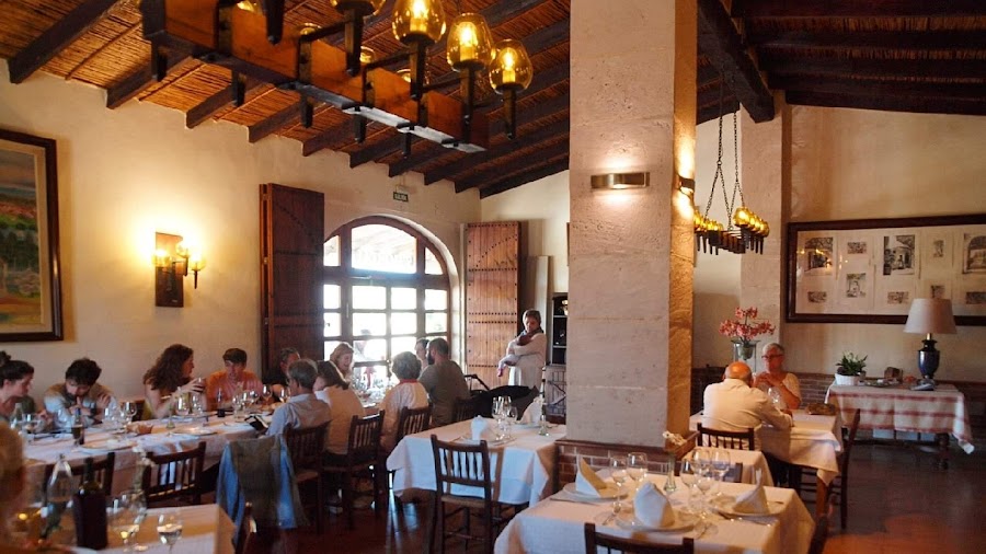 Restaurant s