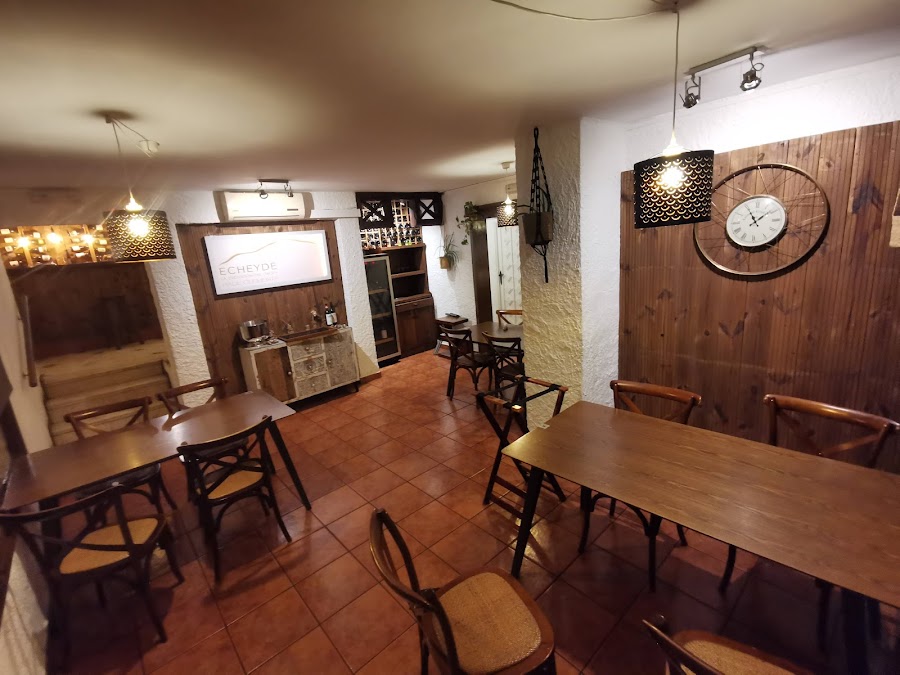Restaurante Mojo Rojo