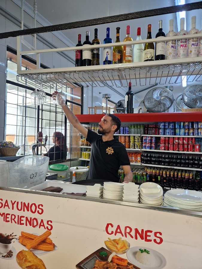 Restaurante Pesquero (Antiguo Asador Tapi)
