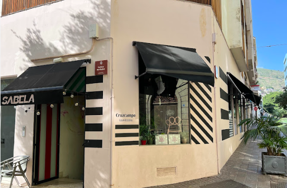 Sabela, Café & Bistró