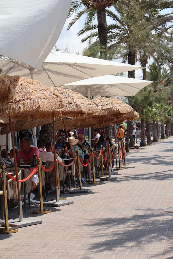 Al Faro Beach