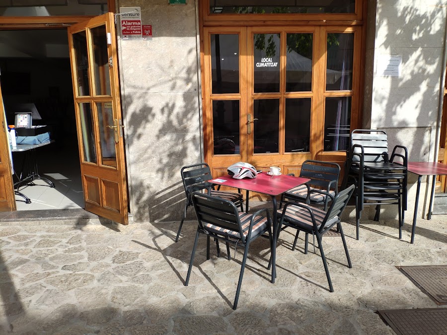 Bar Ca´n Bernat