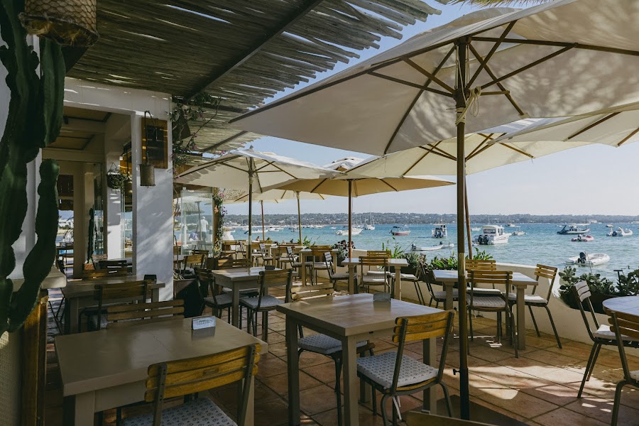 Cafe del Lago