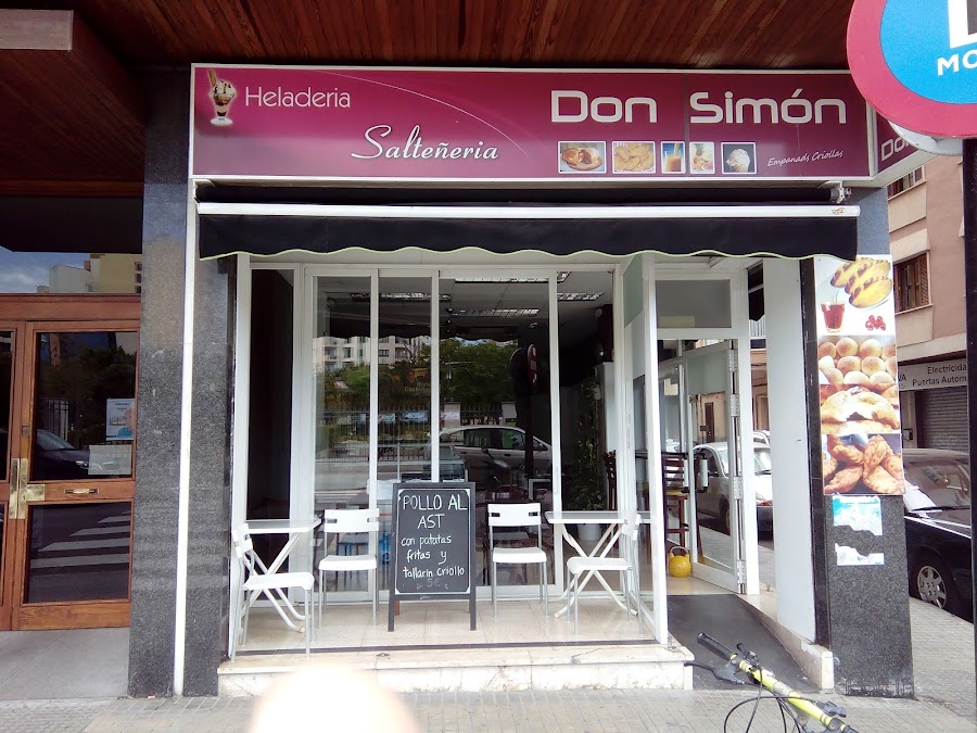 Gastrobar Cafeteria Manos Morenas