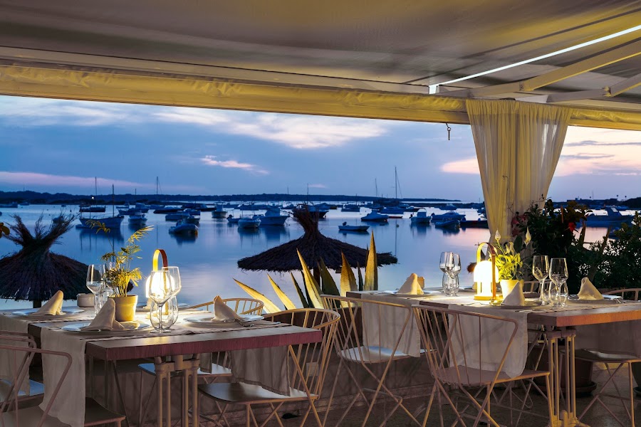 QUIMERA RESTAURANT