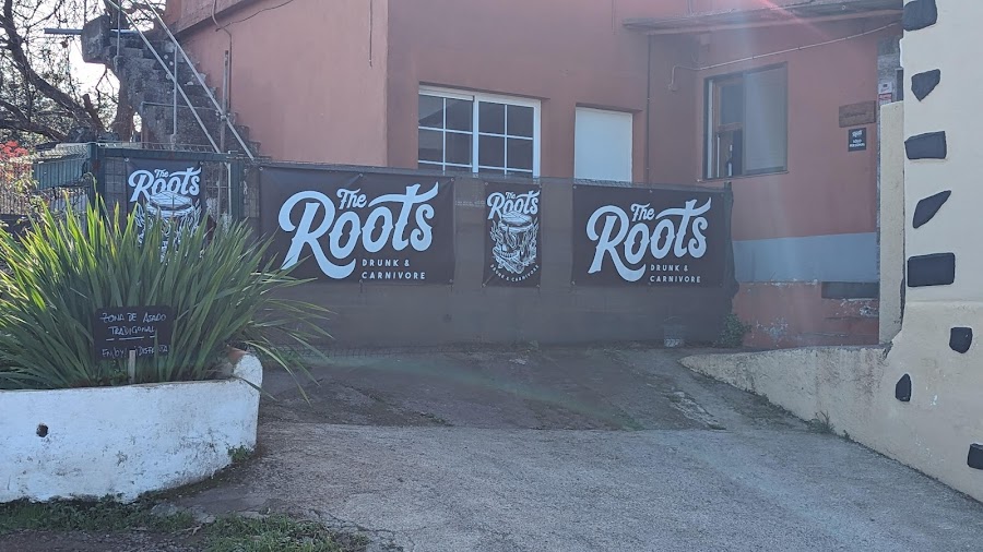 THE ROOTS RESTAURANTE